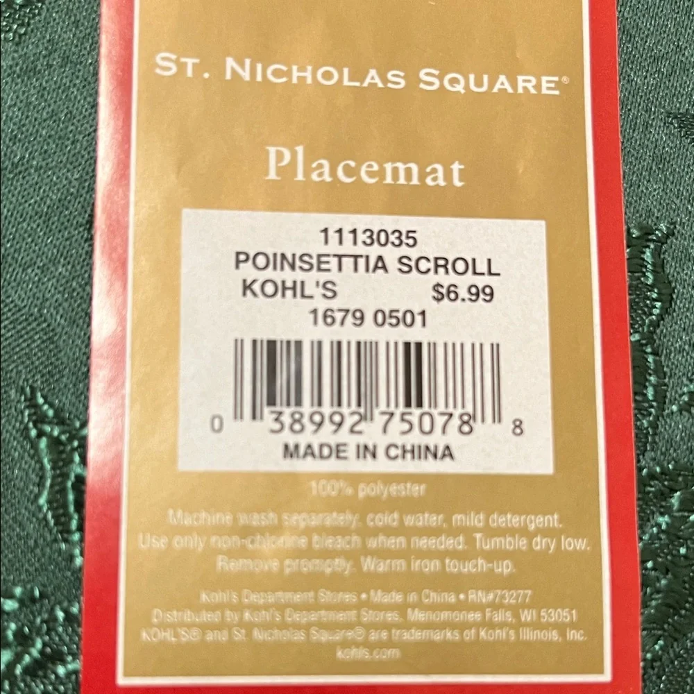St. Nicholas Square Table Placemats Green Set of 5 Poinsettia Scroll